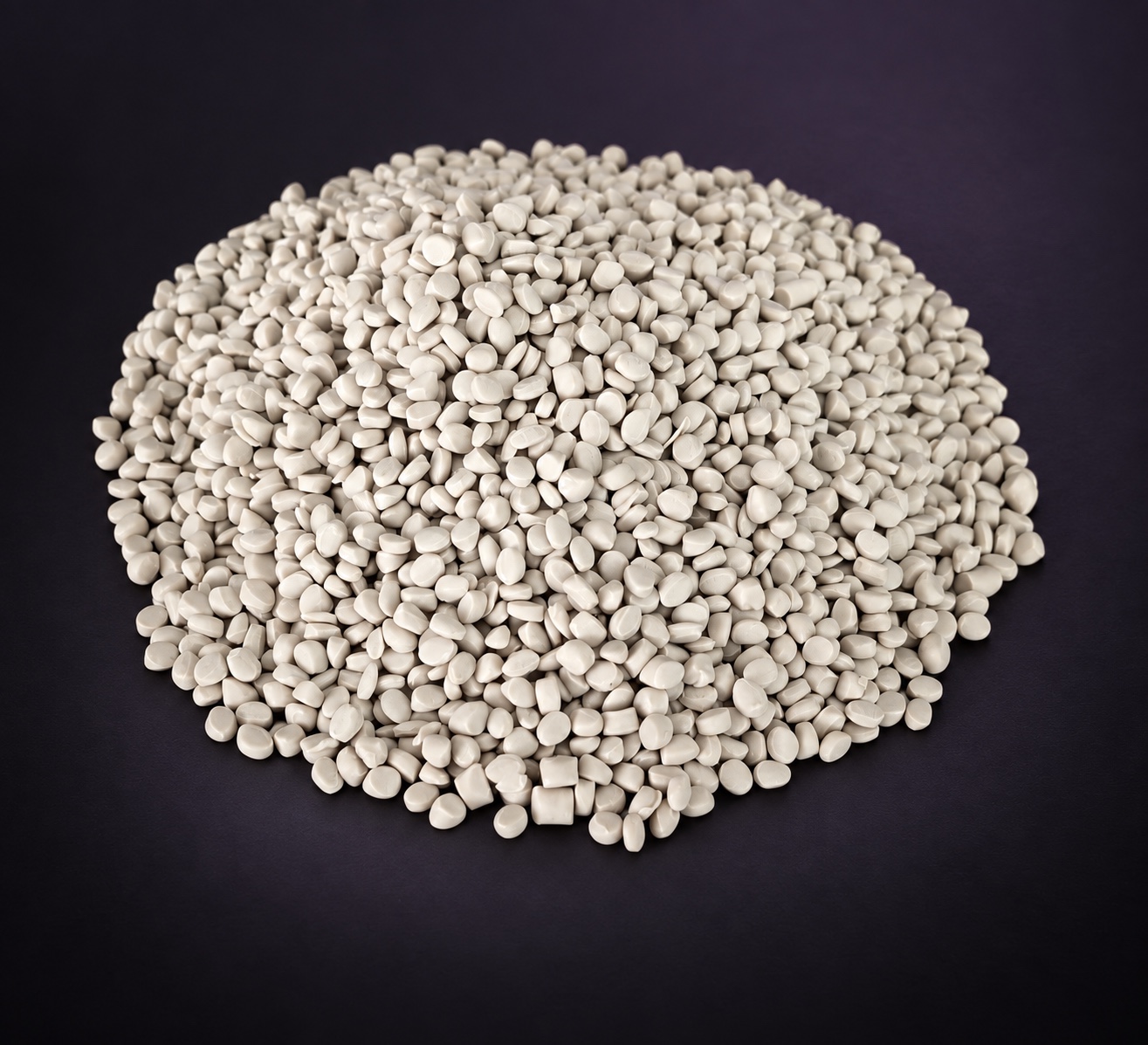 PolyCompounder PC-HCC82 material